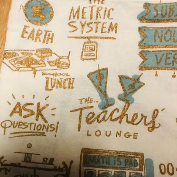 Kitchen Towel Best Teacher Gift - Picture 3 of 12